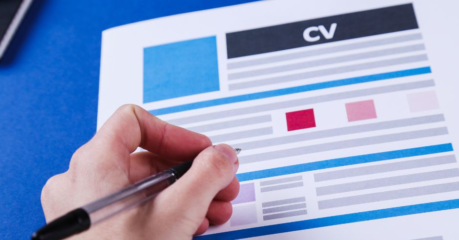 A CV szerepe – fölösleges kötelesség vagy fontos bemutatkozási lehetős…