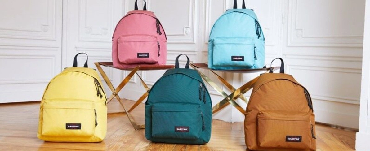 Színes hátizsákok