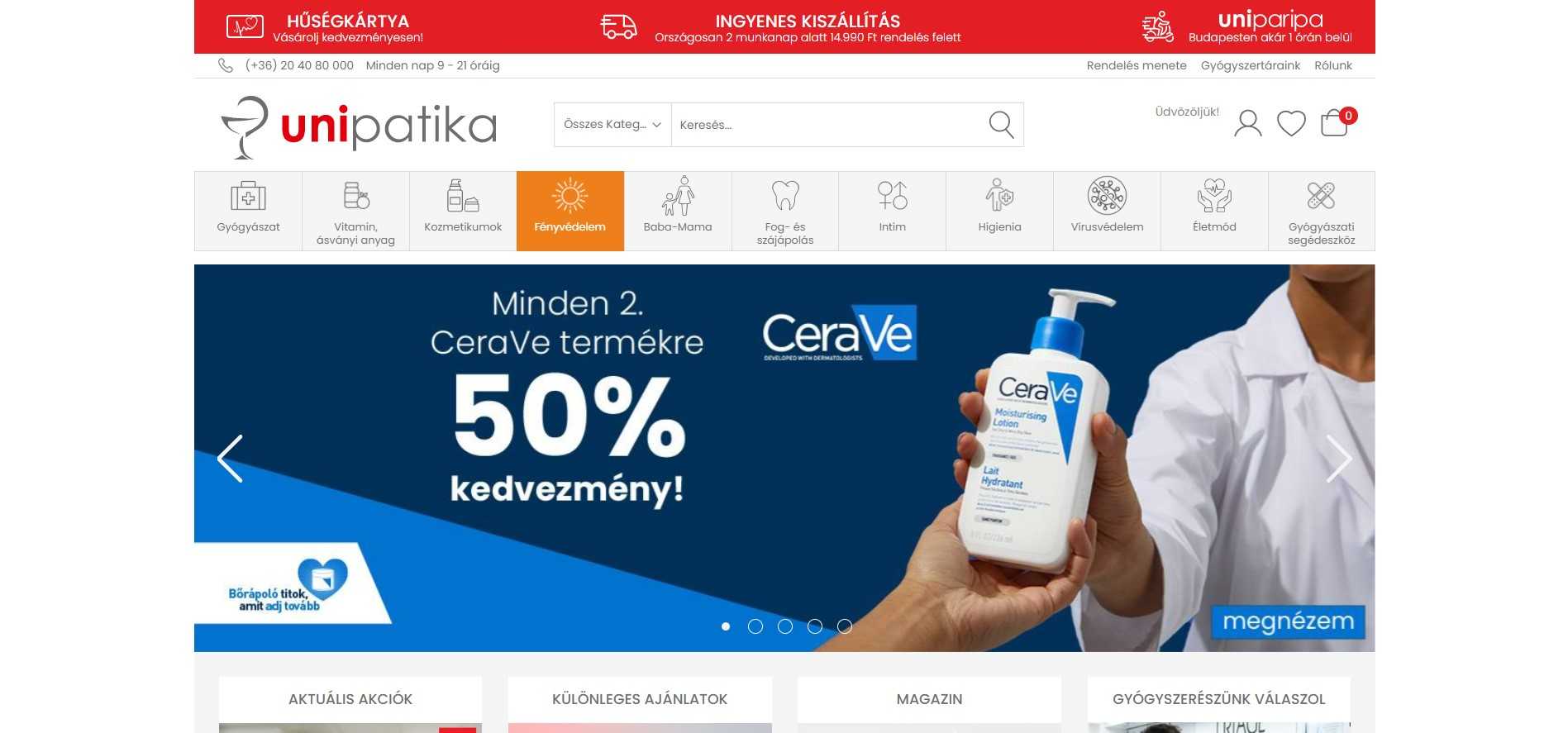 Valaki egy testápolót ad át valaki másnak