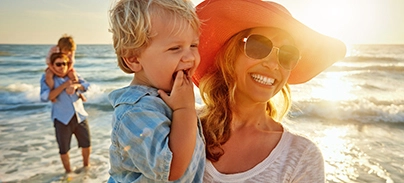 Családi nyaralás a tengerparton