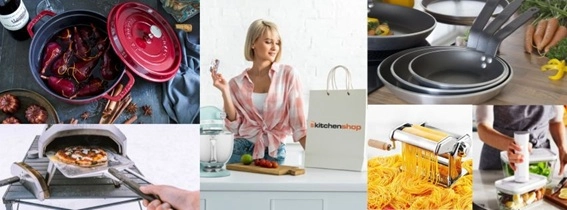 Konyhai gépek és eszközök, valamint egy nő, aki a megrendelését veszi át