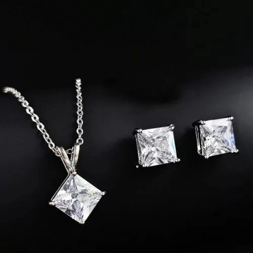 Nyaklánc és fülbevaló