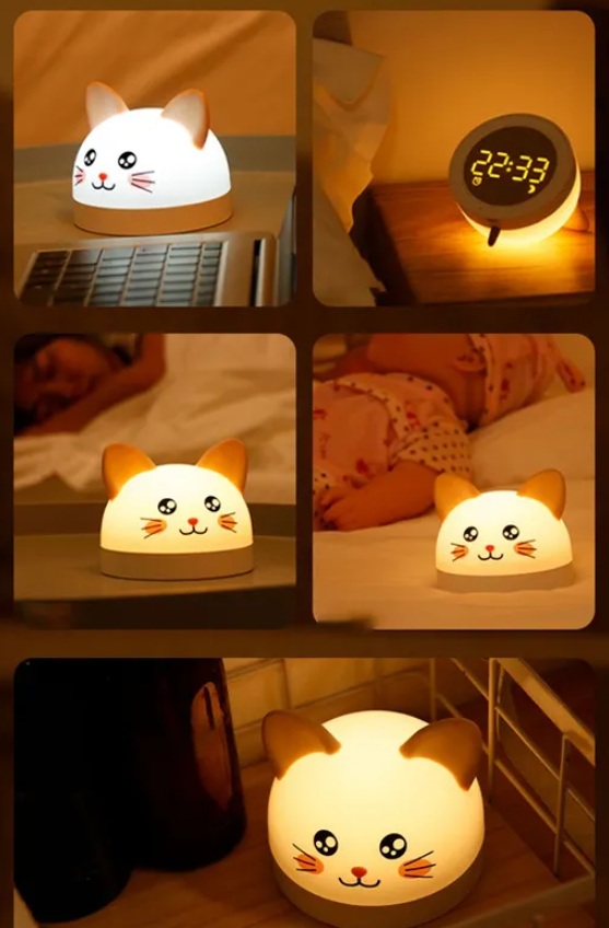 Macskás éjjeli lámpa és óra egyben